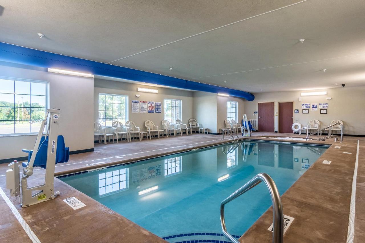 Cobblestone Hotel & Suites - Greenville Экстерьер фото
