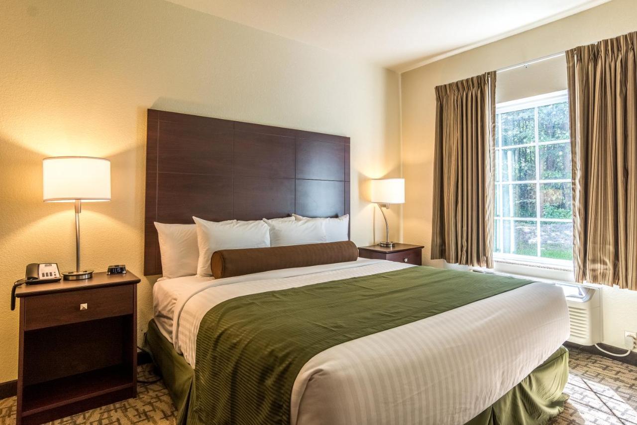 Cobblestone Hotel & Suites - Greenville Экстерьер фото